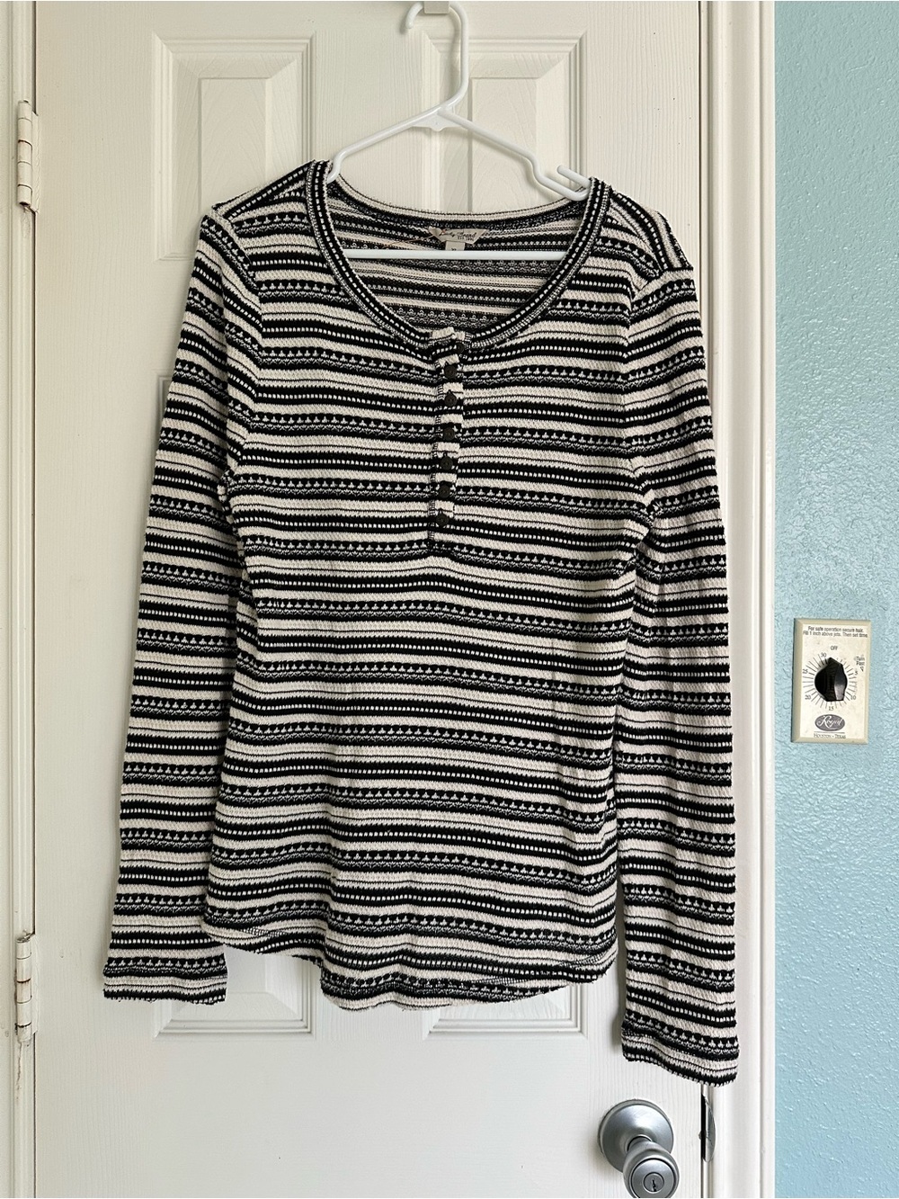 Lucky Brand Chloe Womens XL Black Cream Striped Knit Henley Shirt Sweater Boho